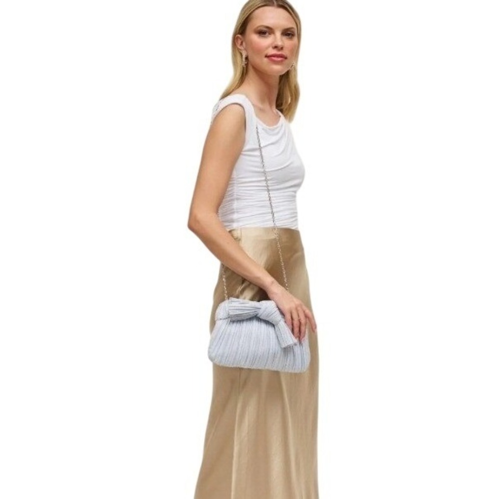 Urban Expressions Silver Pleated Bow Evening Clutch Bag Metallic‎ NWT $70